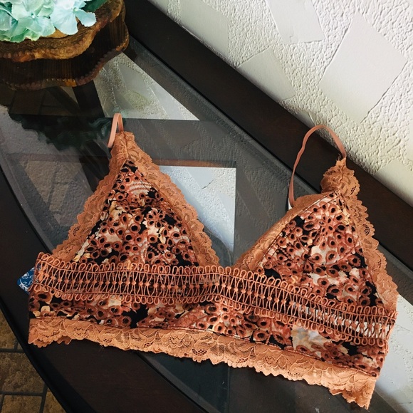 Free People Emma Soft Bra NWT - Picture 3 of 7